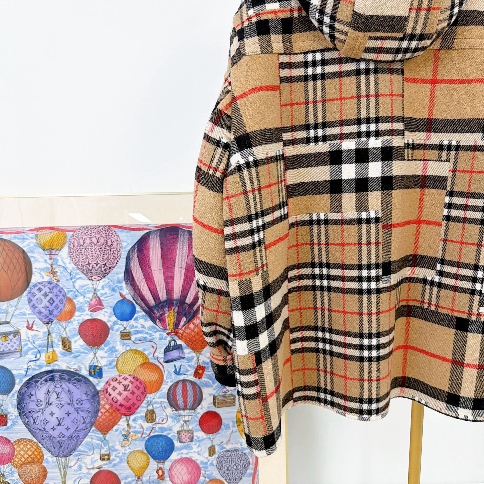 Burberry Plaid Toggle-Closure Hooded Coat Size US M / EU 48-50 / 2 - 6 Thumbnail