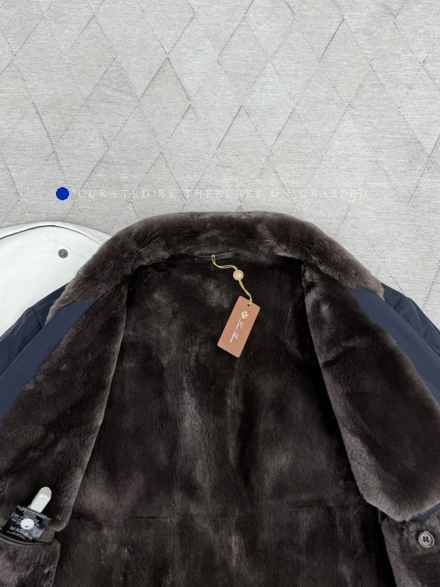 Loro Piana Blue Heavy Coat with Fur Collar Size M Size US M / EU 48-50 / 2 - 5 Thumbnail