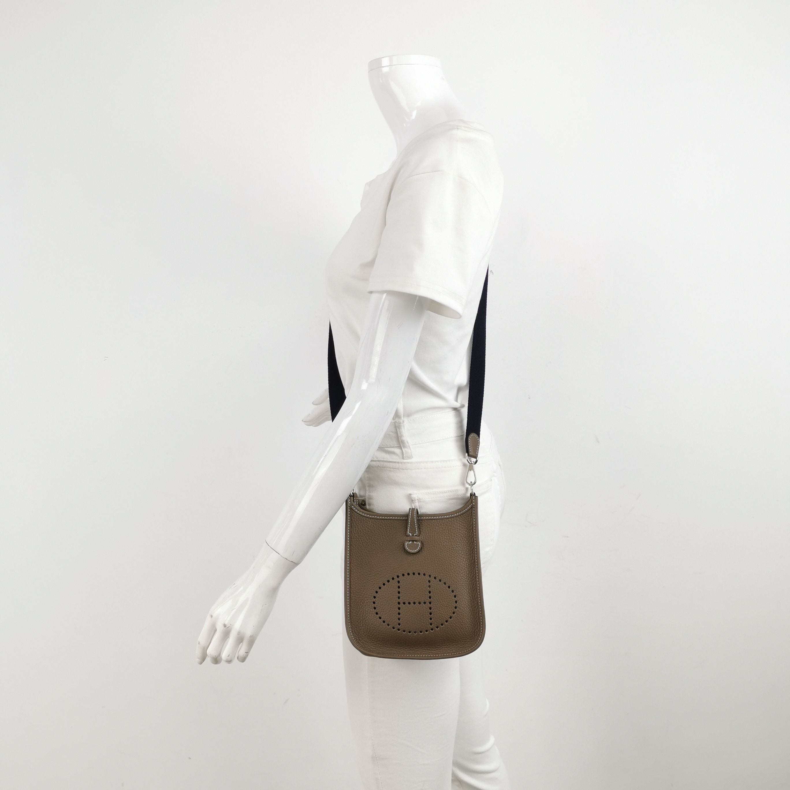 Hermes Hermes Women os Shoulder Bags Size ONE SIZE - 2 Thumbnail