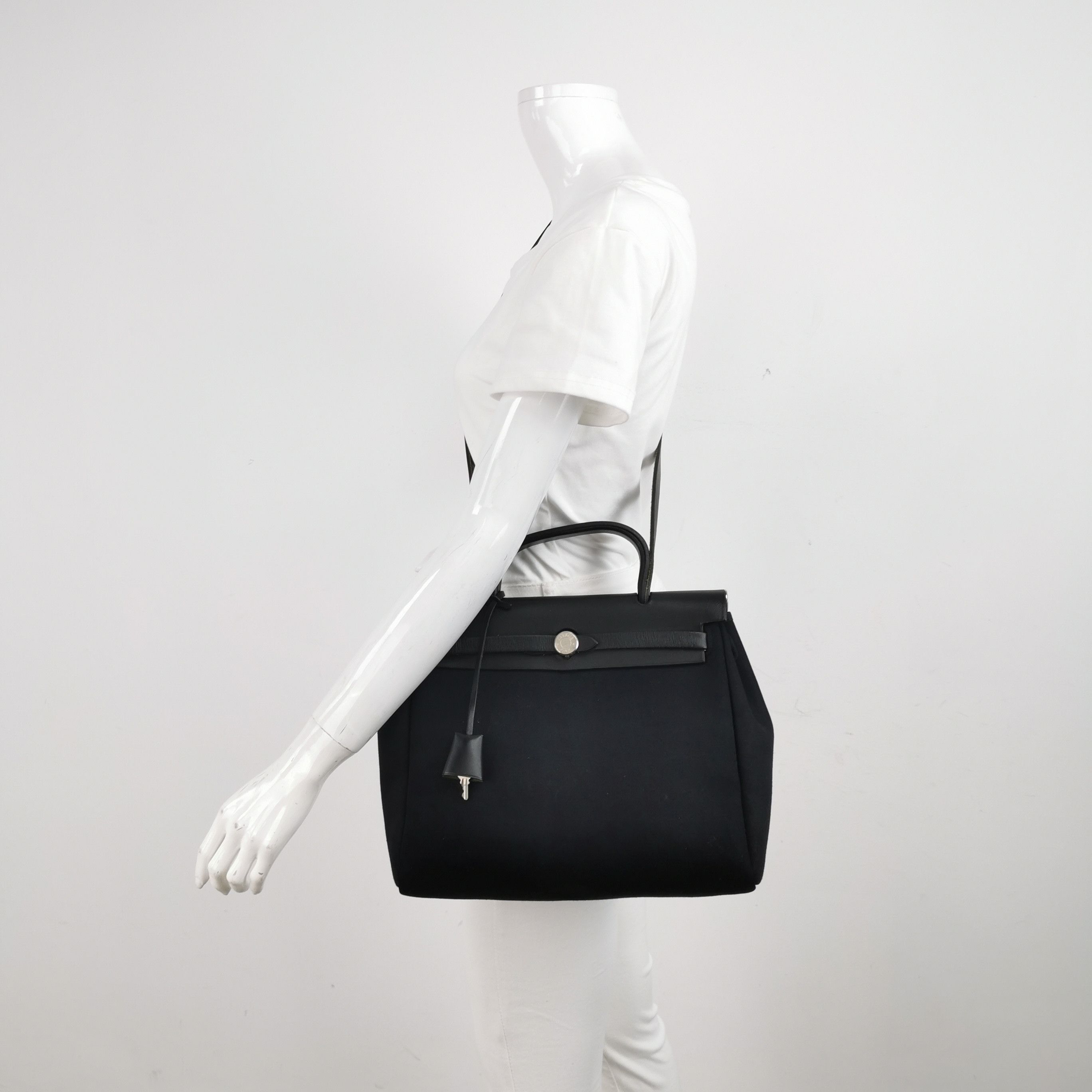 Hermes Hermes Women os Shoulder Bags Size ONE SIZE - 2 Thumbnail