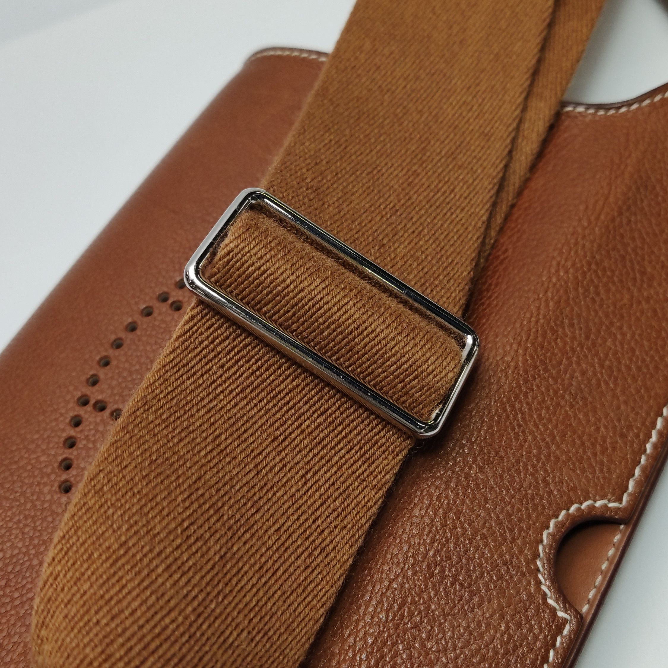 Hermes Hermes Women os Crossbody Bags Size ONE SIZE - 15 Thumbnail