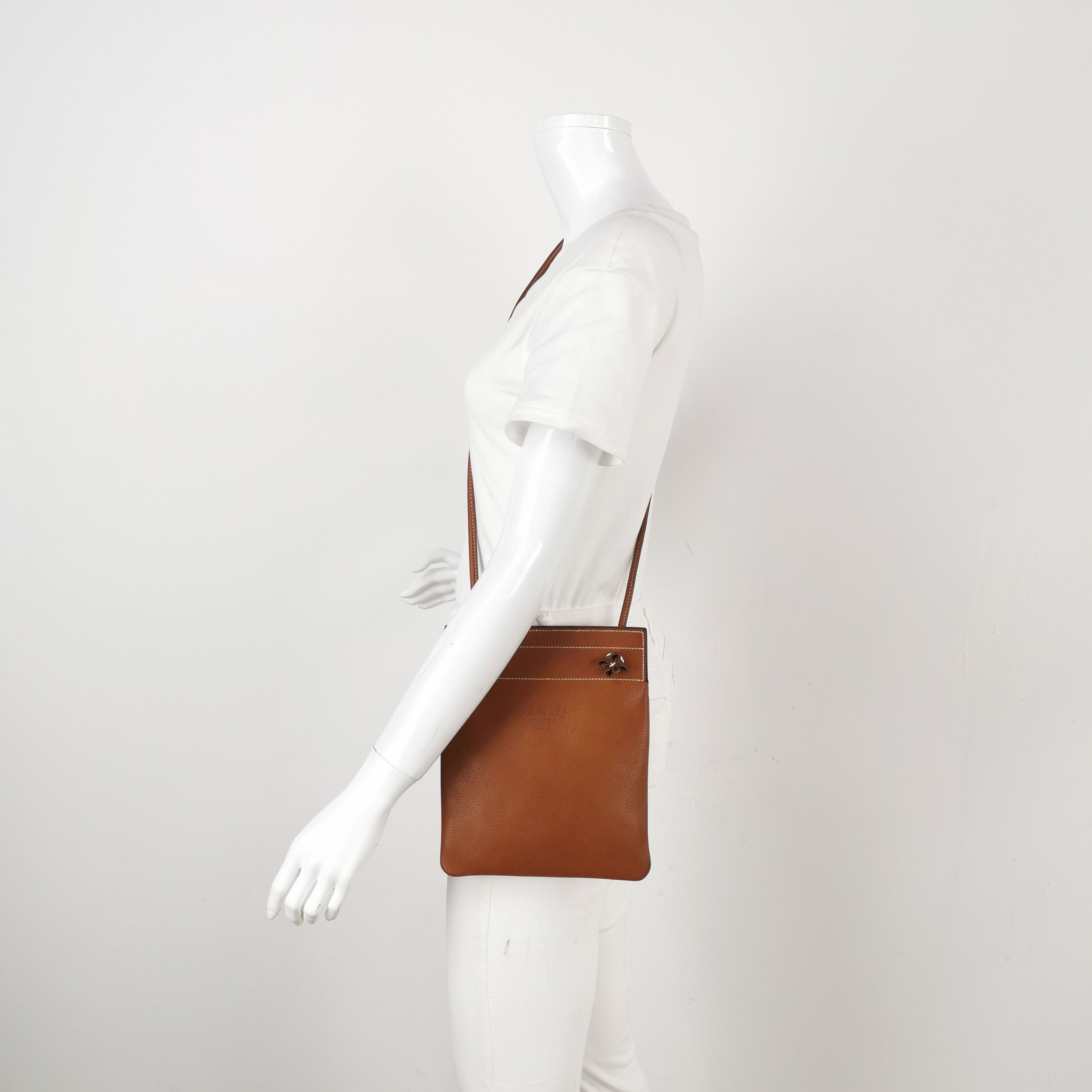 Hermes Hermes Women os Crossbody Bags Size ONE SIZE - 2 Thumbnail