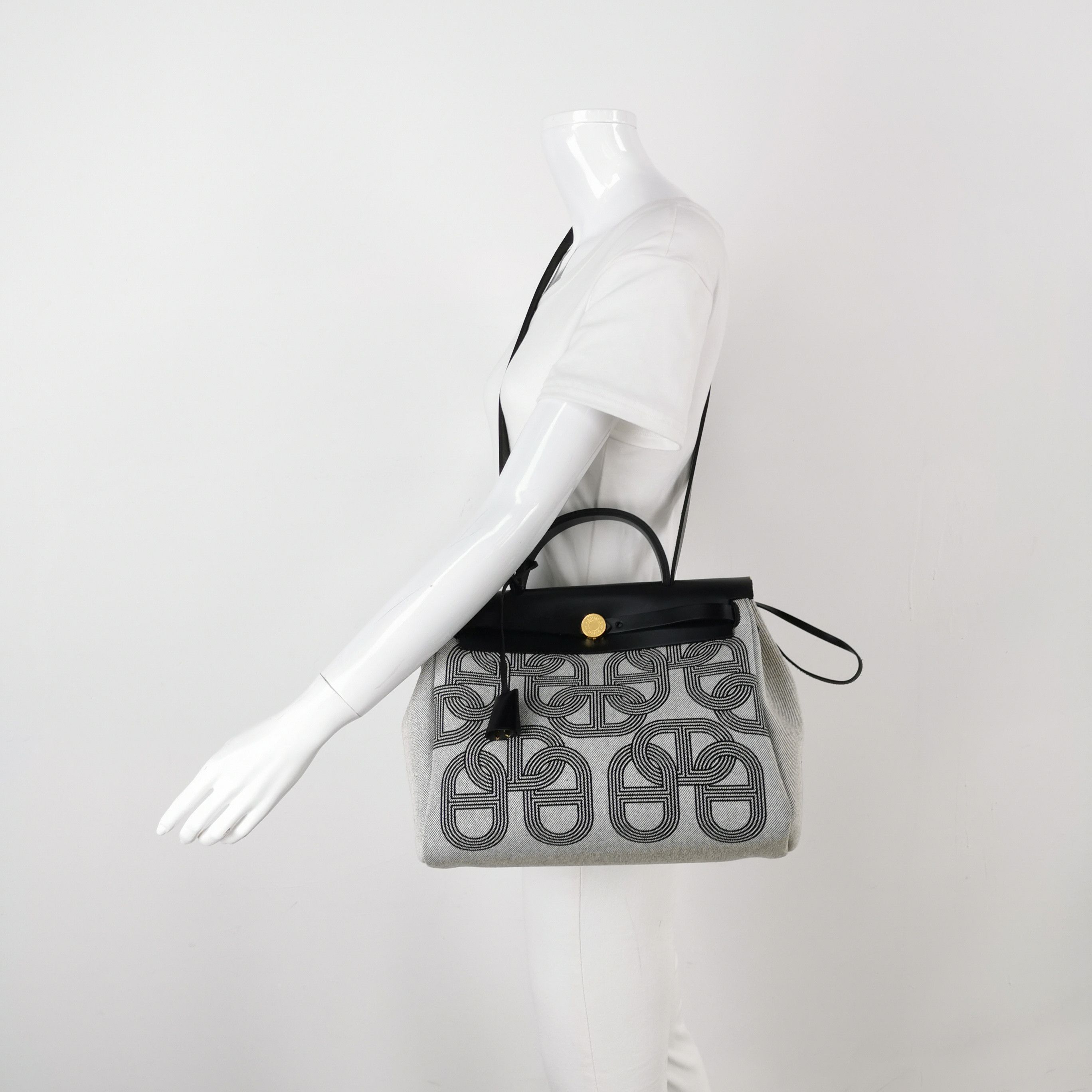 Hermes Hermes Women os Shoulder Bags Size ONE SIZE - 2 Thumbnail