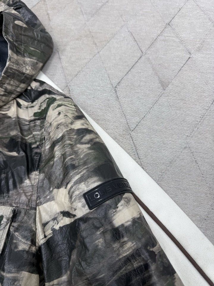 Louis Vuitton Louis Vuitton Camouflage Leather Jacket Size 46 Size US S / EU 44-46 / 1 - 7 Thumbnail