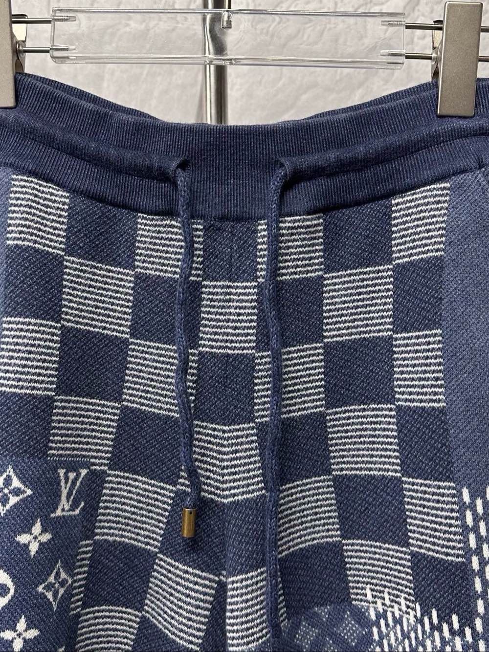 Louis Vuitton Louis Vuitton Patchwork Damier Shorts Size XS Size US 28 / EU 44 - 7 Thumbnail