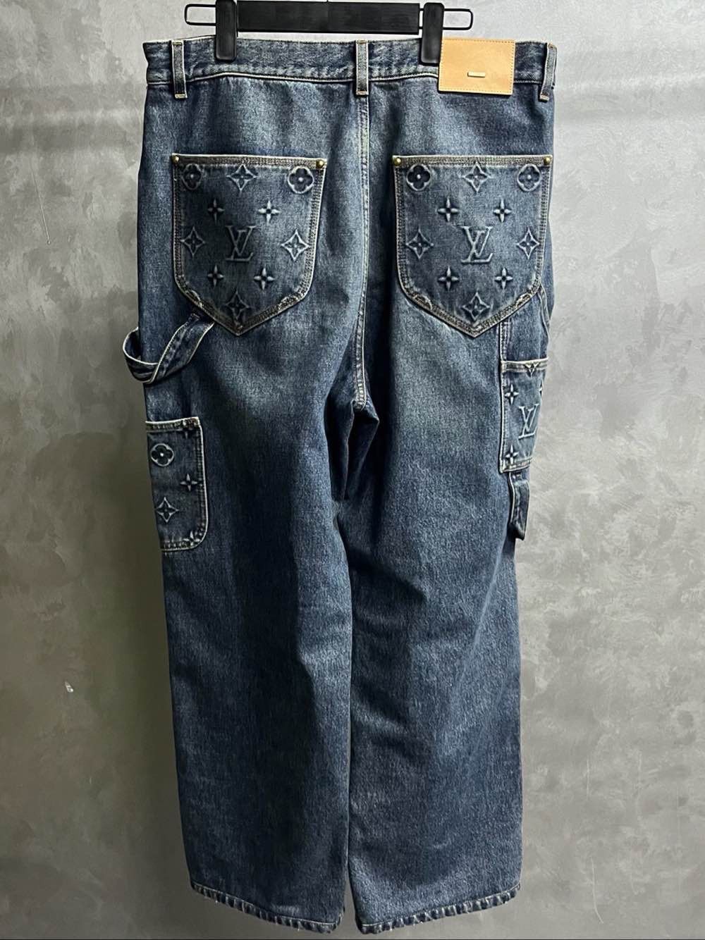 Louis Vuitton Louis Vuitton Monogram Carpenter Jeans Size 34 Size US 34 / EU 50 - 2 Thumbnail
