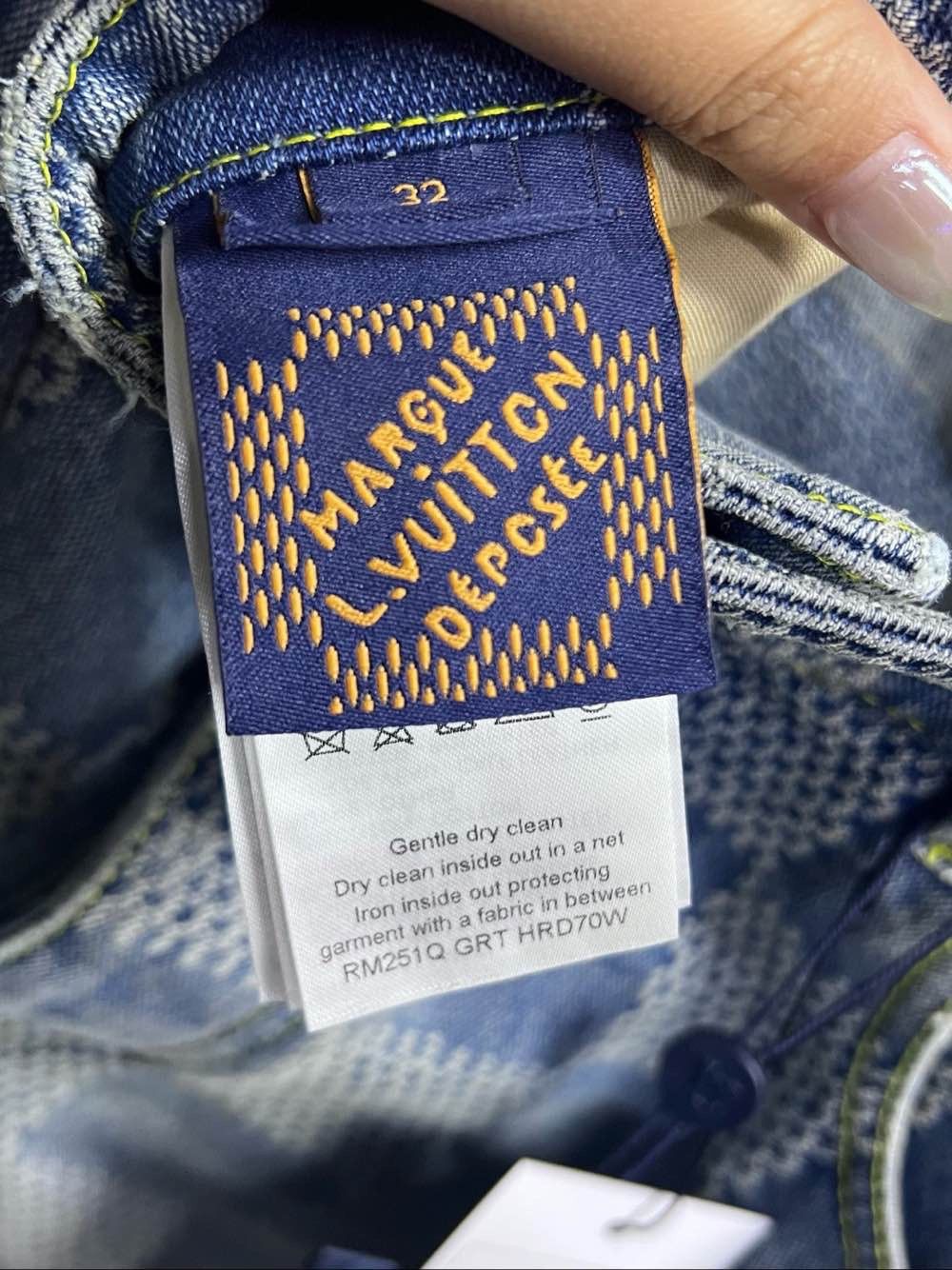 Louis Vuitton Louis Vuitton Damier Pattern Denim Jeans Size 32 Size US 32 / EU 48 - 4 Thumbnail