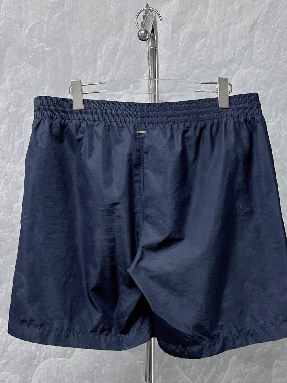 Louis Vuitton Louis Vuitton Monogram Shorts Size XL Size US 36 / EU 52 - 2 Thumbnail