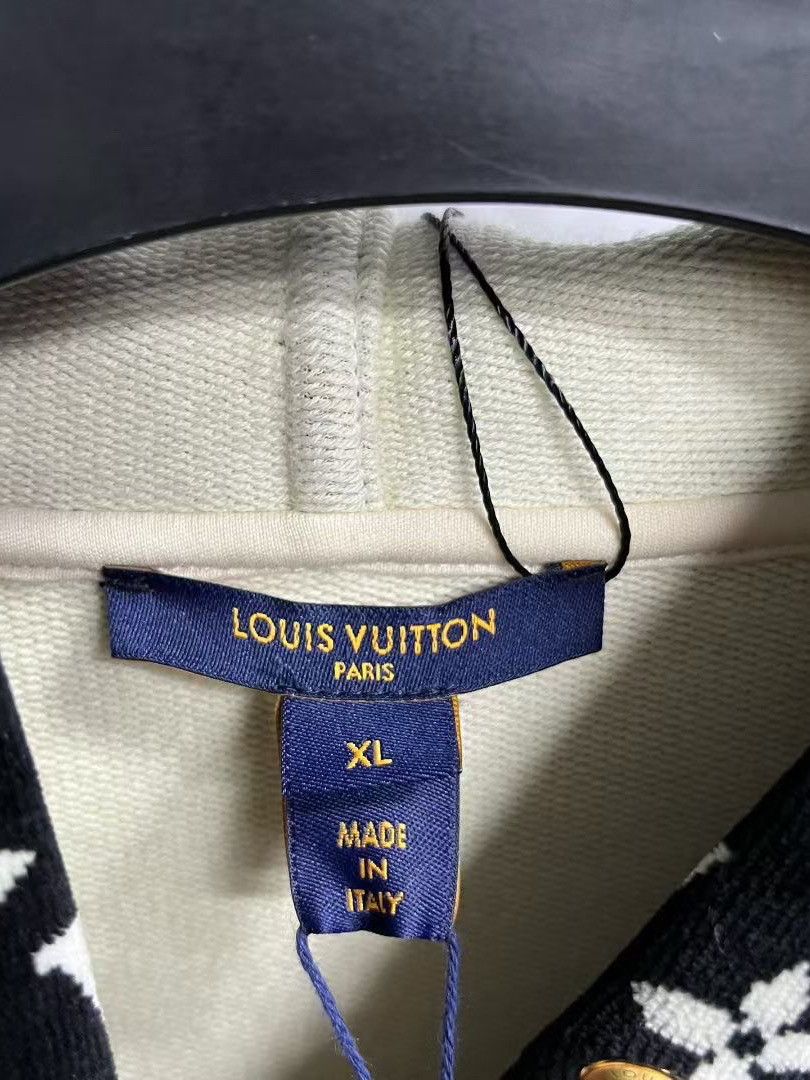 Louis Vuitton Louis Vuitton Monogram Hoodie Size XL Size XL / US 12-14 / IT 48-50 - 3 Thumbnail