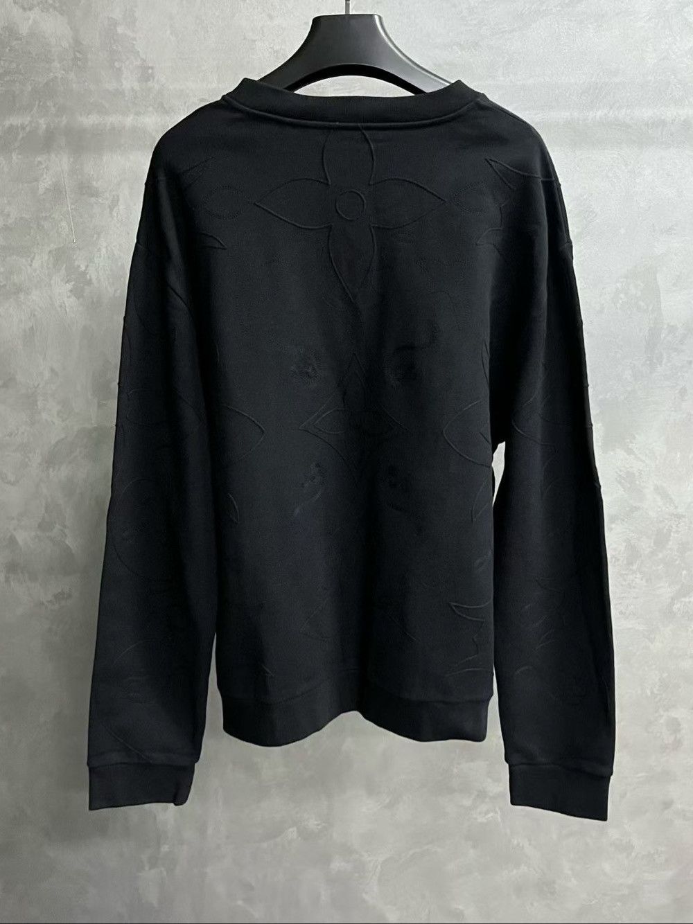 Louis Vuitton Louis Vuitton Monogram Sweatshirt Size XXL Size US XXL / EU 58 / 5 - 2 Thumbnail