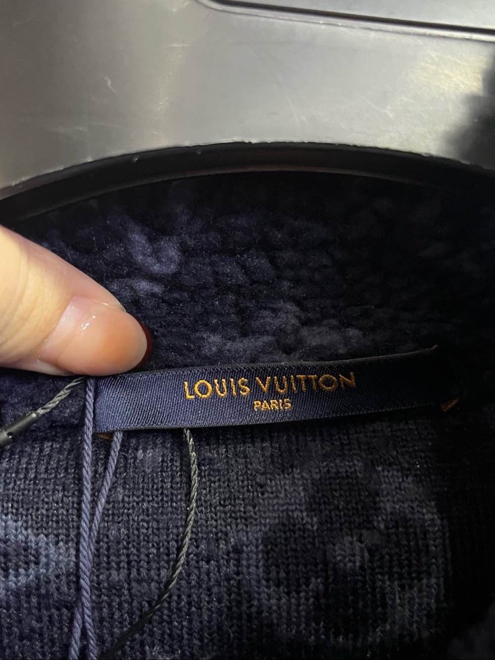 Louis Vuitton Louis Vuitton Monogram Fleece Jacket Size XL Size US XL / EU 56 / 4 - 3 Thumbnail