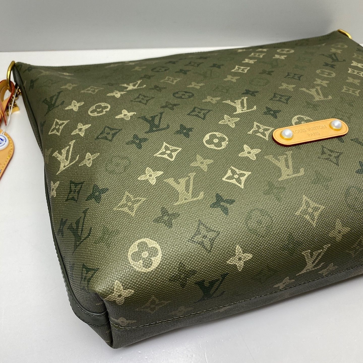 Louis Vuitton Louis Vuitton Monogram Vagabond Hobo Bag One Size Size ONE SIZE - 8 Thumbnail