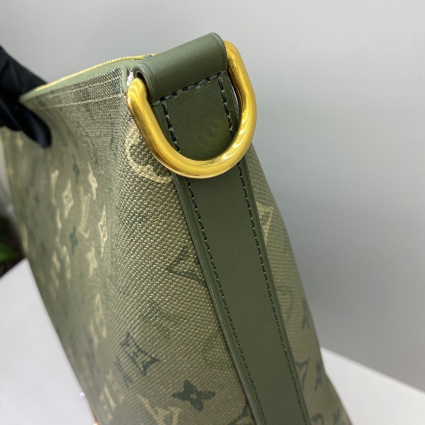Louis Vuitton Louis Vuitton Monogram Vagabond Hobo Bag One Size Size ONE SIZE - 10 Thumbnail