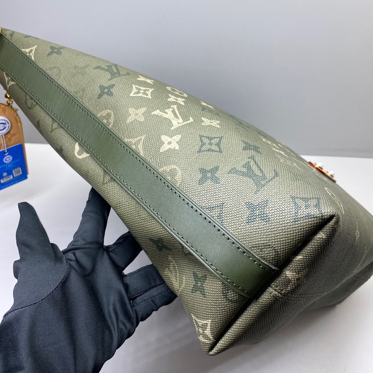 Louis Vuitton Louis Vuitton Monogram Vagabond Hobo Bag One Size Size ONE SIZE - 17 Thumbnail