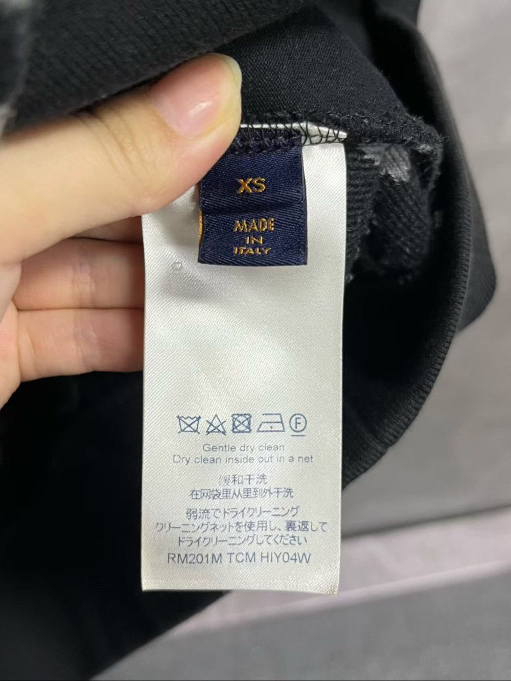 Louis Vuitton Louis Vuitton Monogram Fleece Jacket Size XS Size US XS / EU 42 / 0 - 4 Thumbnail