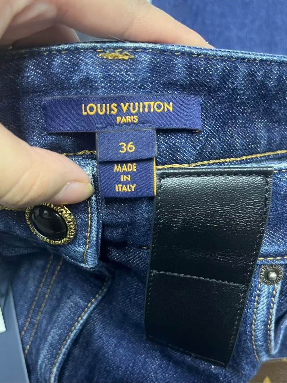 Louis Vuitton Louis Vuitton Monogram Patch Jeans Size 36 Size 25" / US 0 / IT 36 - 3 Thumbnail