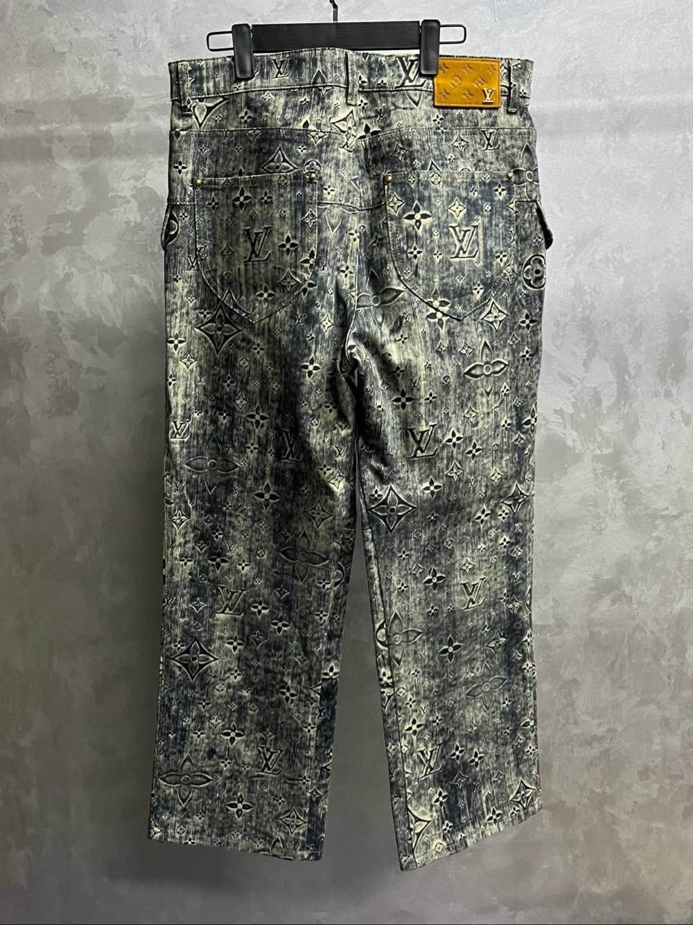 Louis Vuitton Louis Vuitton Monogram Denim Jeans Size 31 Size US 31 - 2 Thumbnail