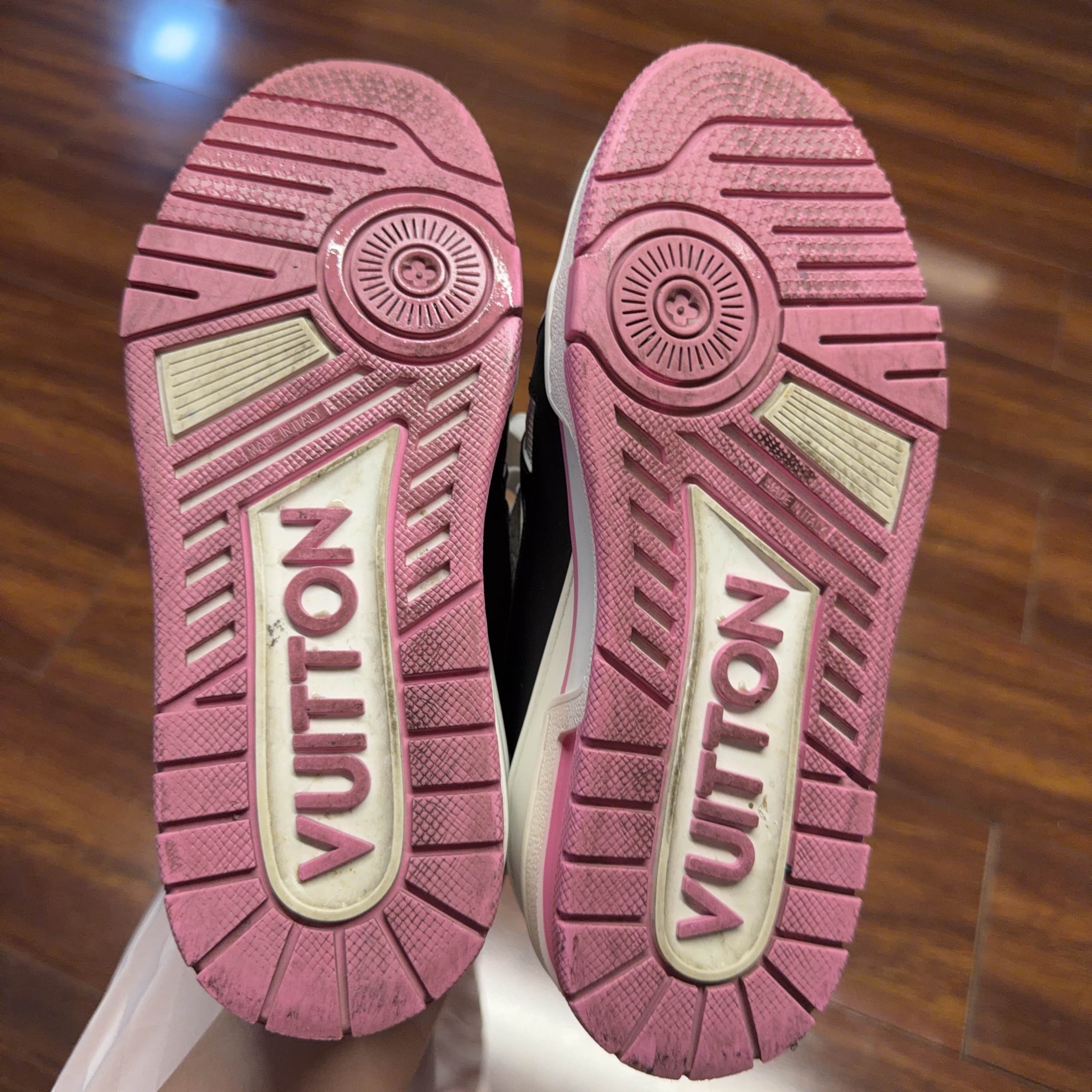 Louis Vuitton Louis Vuitton Trainer Sneakers Size 36.5 Size US 6.5 / IT 36.5 - 4 Thumbnail