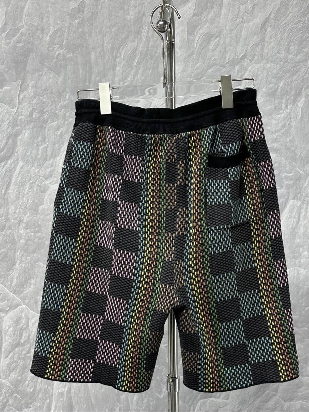 Louis Vuitton Louis Vuitton Multicolor Damier Shorts Size M Size US 32 / EU 48 - 2 Thumbnail