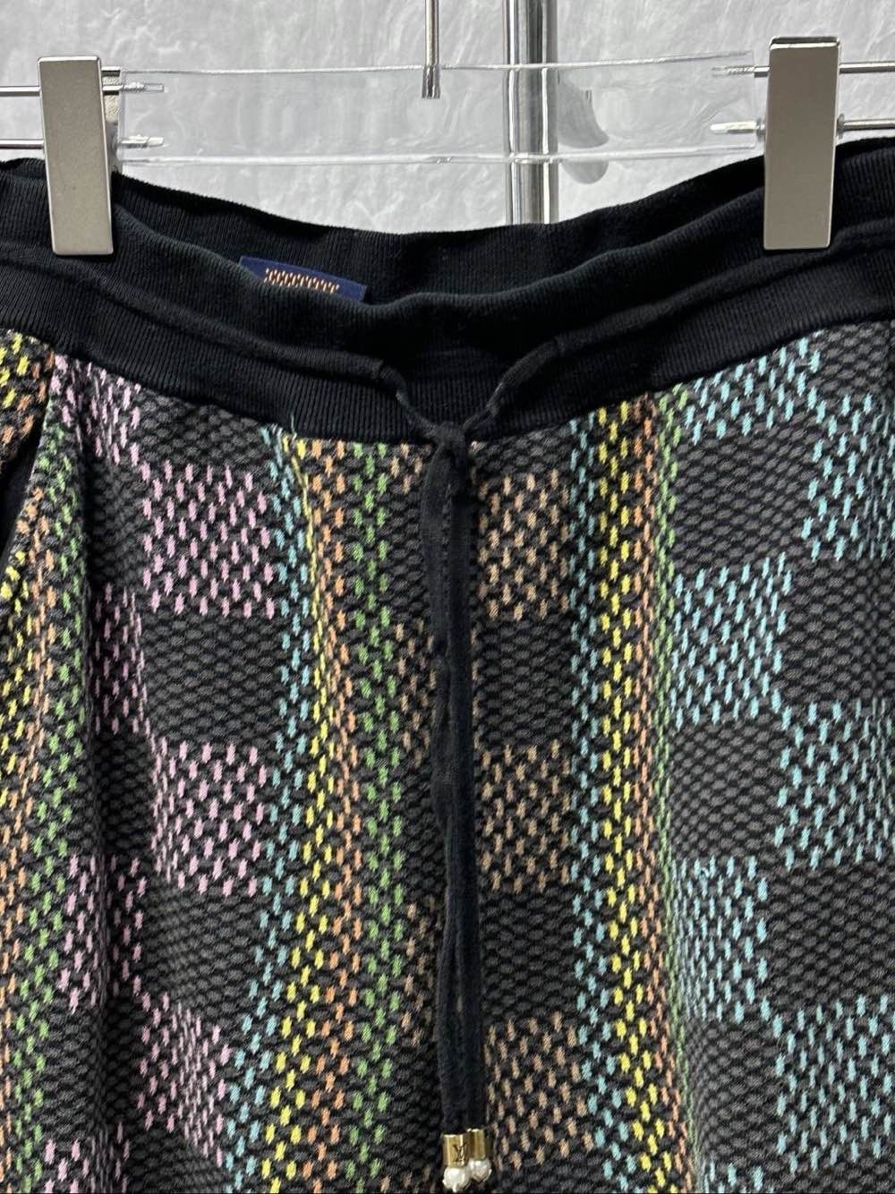 Louis Vuitton Louis Vuitton Multicolor Damier Shorts Size M Size US 32 / EU 48 - 5 Thumbnail