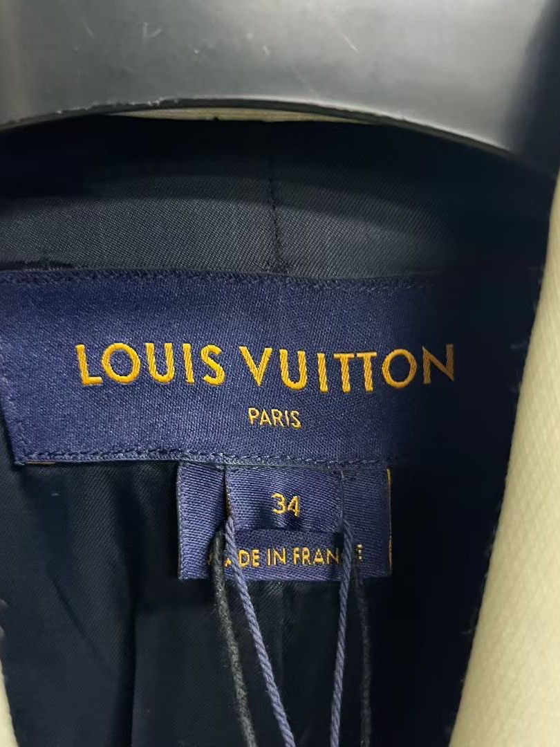 Louis Vuitton Louis Vuitton Contrast Collar Double Breasted Jacket 34 Size XS / US 0-2 / IT 36-38 - 3 Thumbnail