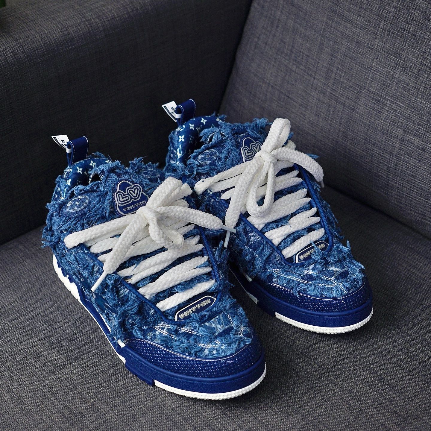 Louis Vuitton Louis Vuitton Blue Denim Skate Sneakers US 9 Size US 9 / EU 42 - 9 Thumbnail