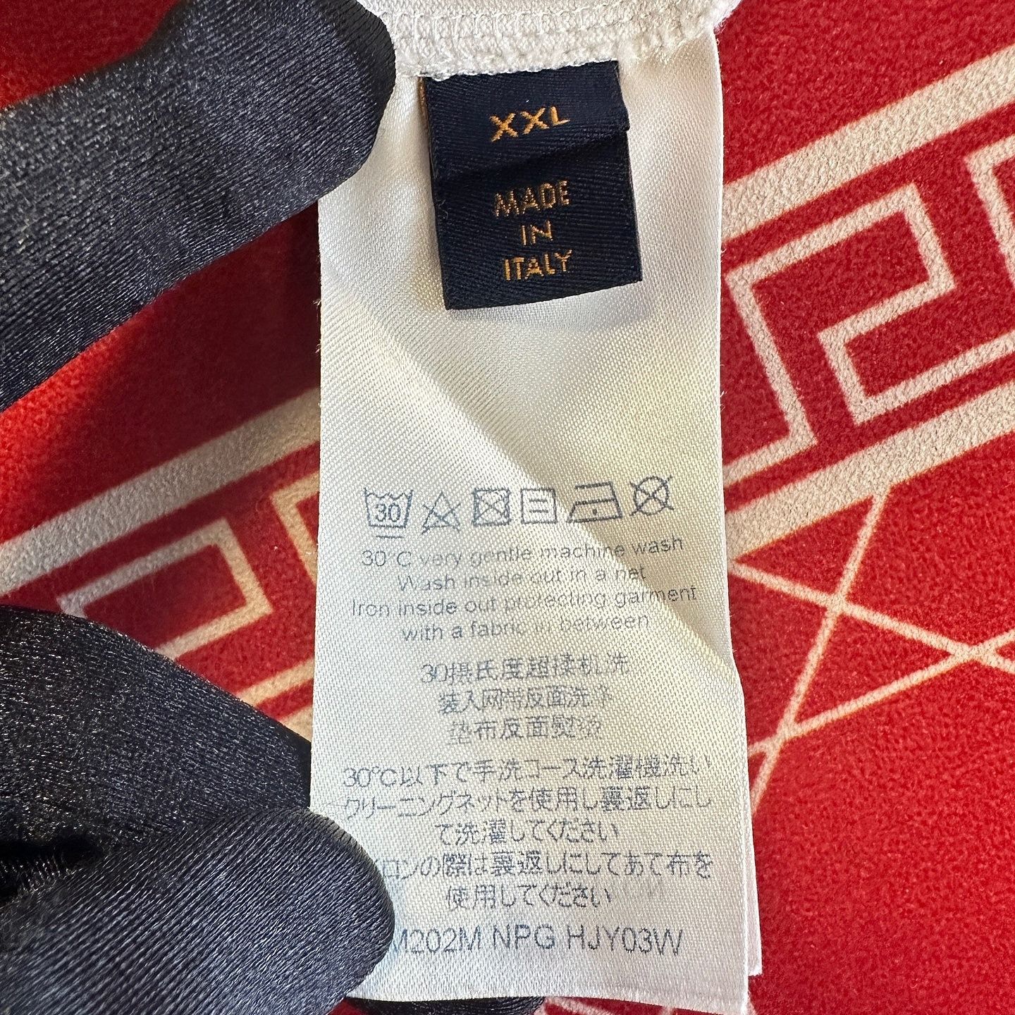 Louis Vuitton Louis Vuitton Dot Logo T-Shirt Size XXL Size US XXL / EU 58 / 5 - 4 Thumbnail