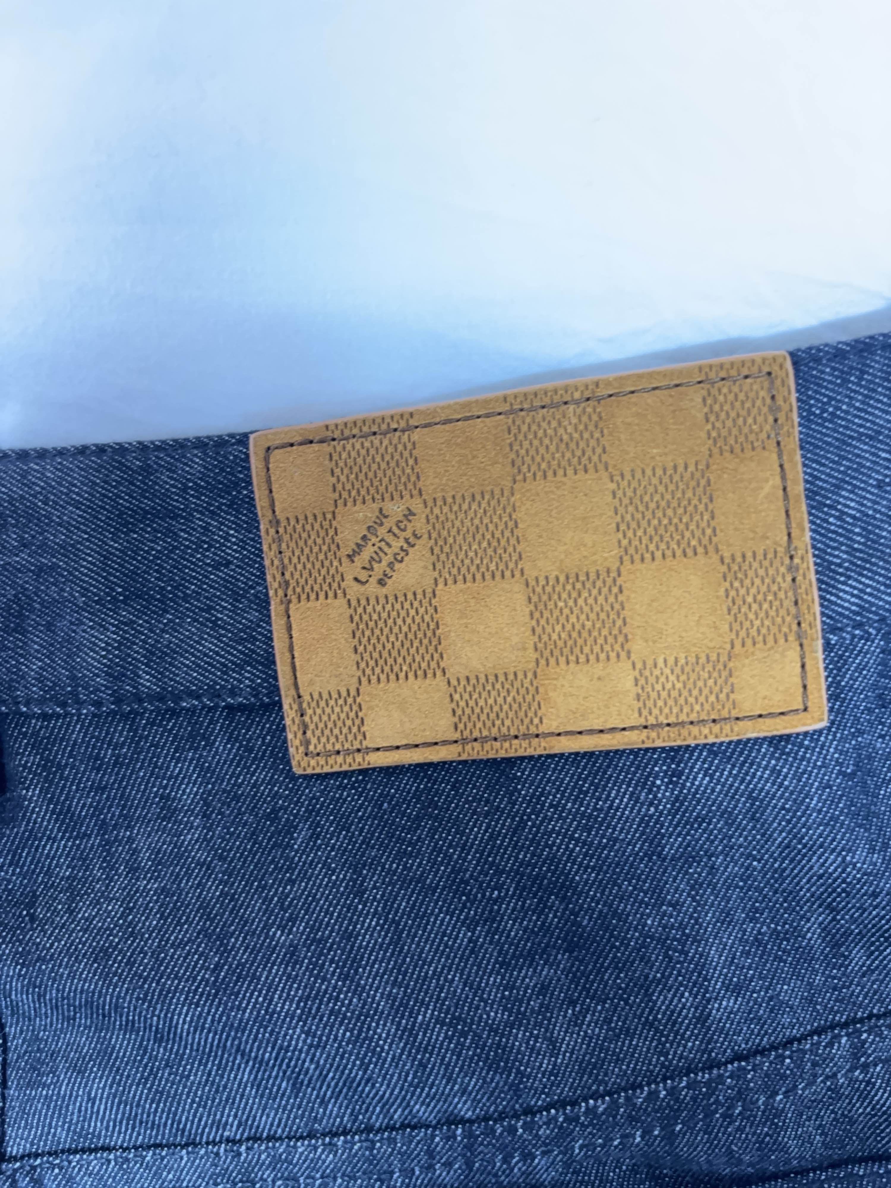 Louis Vuitton Louis Vuitton Embroidered Logo Denim Shorts Size 28 Size US 28 / EU 44 - 8 Thumbnail