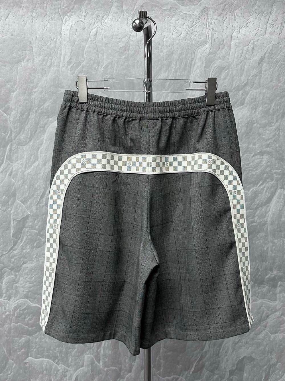 Louis Vuitton Louis Vuitton Checkered Shorts Size S Size US 30 / EU 46 - 2 Thumbnail