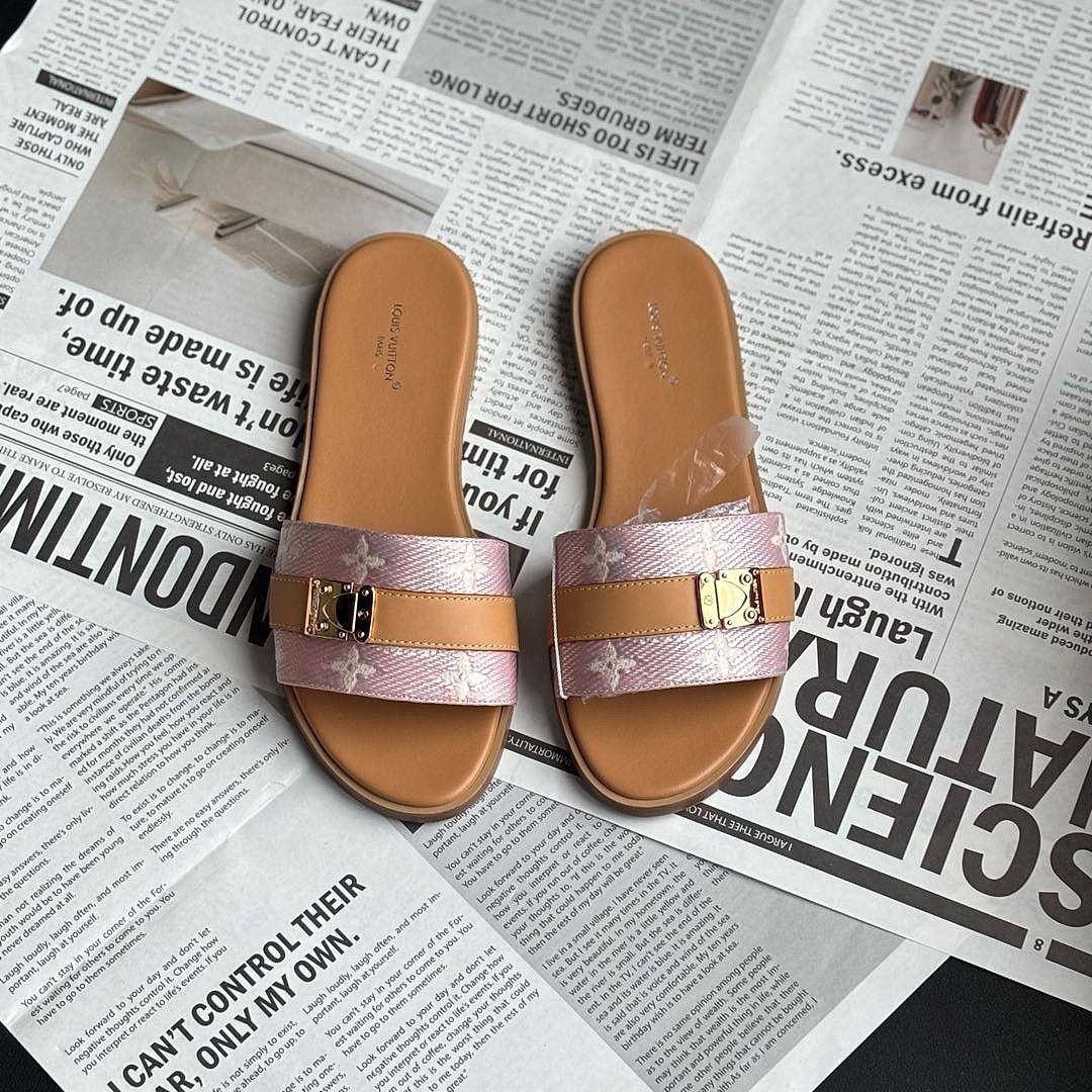 Louis Vuitton Louis Vuitton Lock It Monogram Slides Size 36 Size US 6 / IT 36 - 5 Thumbnail