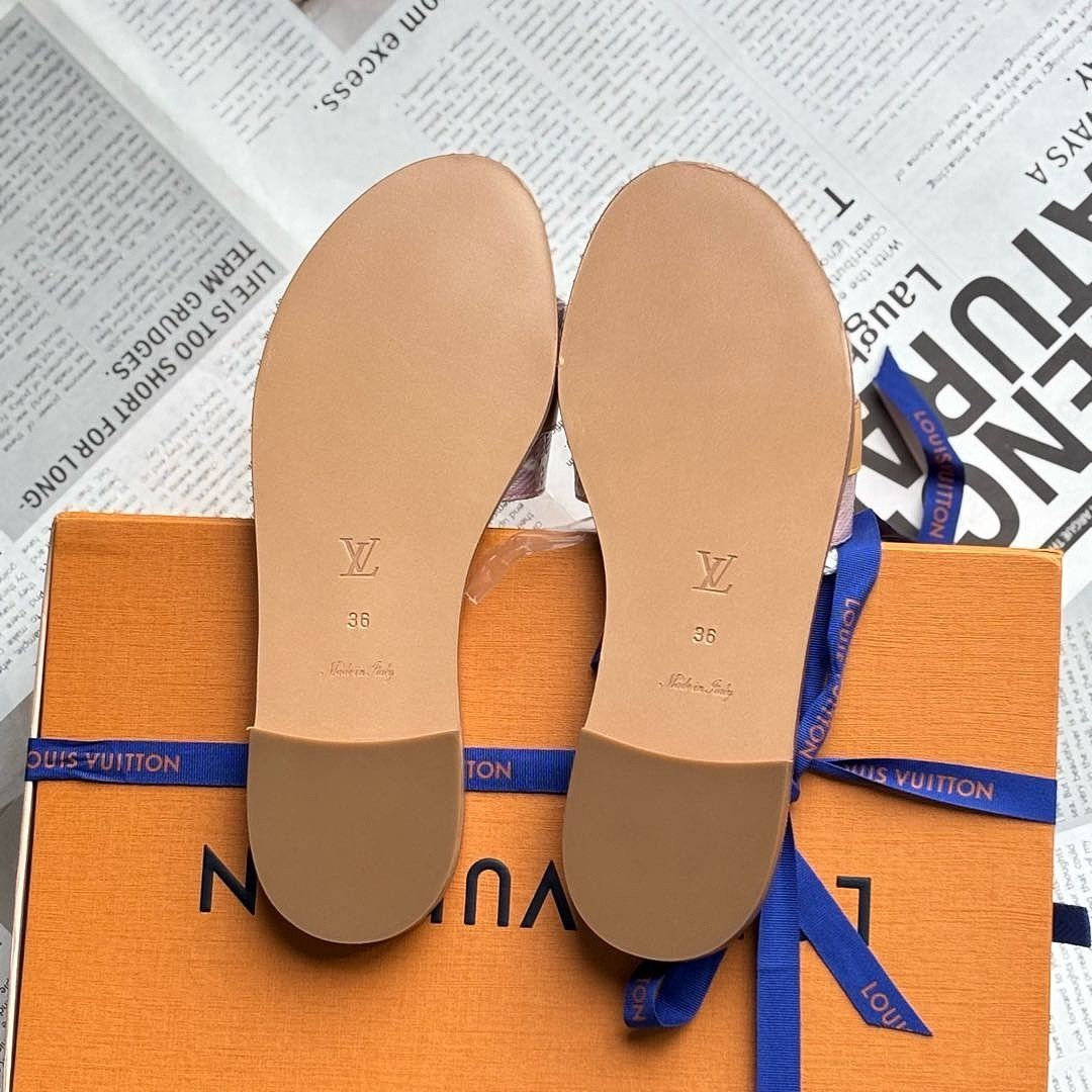 Louis Vuitton Louis Vuitton Lock It Monogram Slides Size 36 Size US 6 / IT 36 - 4 Thumbnail