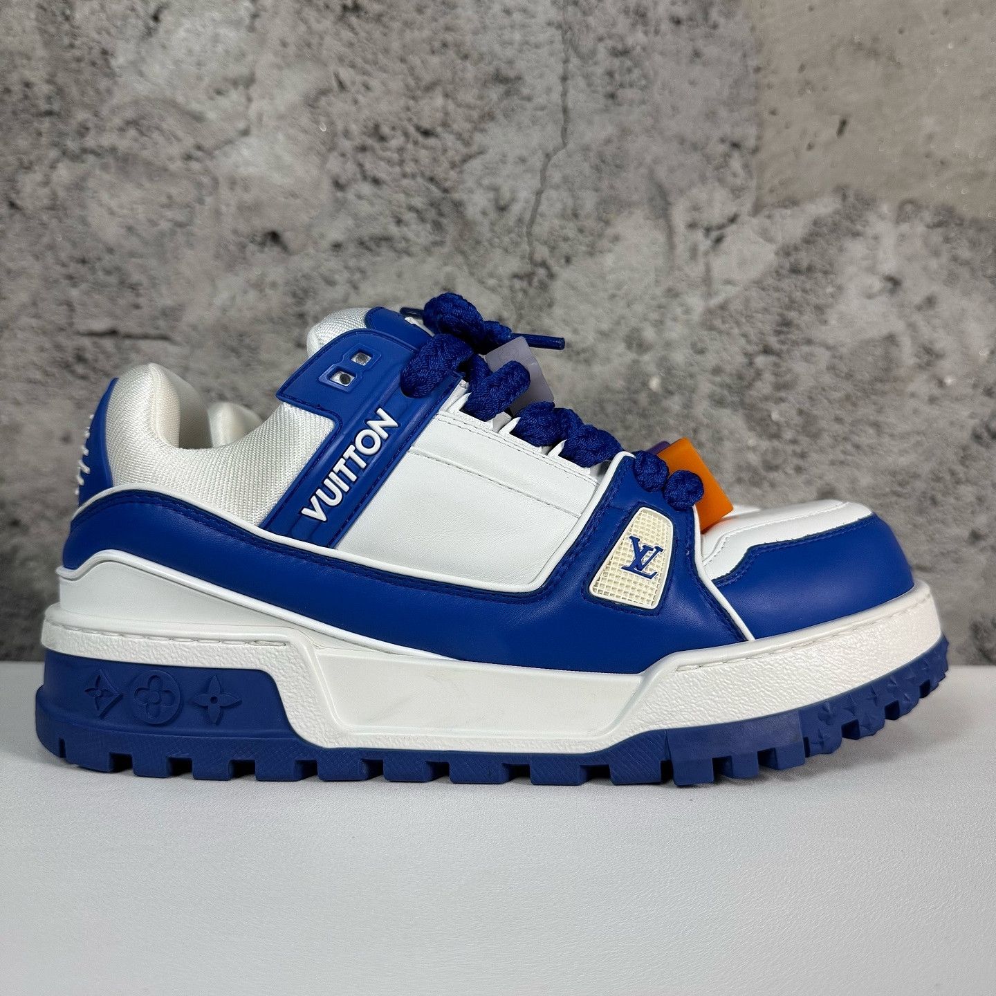 Louis Vuitton Louis Vuitton Trainer Maxi Sneakers Size 9 Size US 9 / EU 42 - 7 Thumbnail