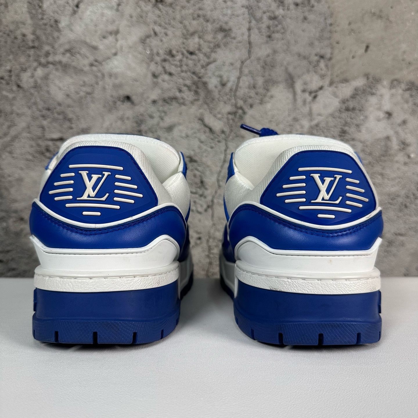 Louis Vuitton Louis Vuitton Trainer Maxi Sneakers Size 9 Size US 9 / EU 42 - 3 Thumbnail
