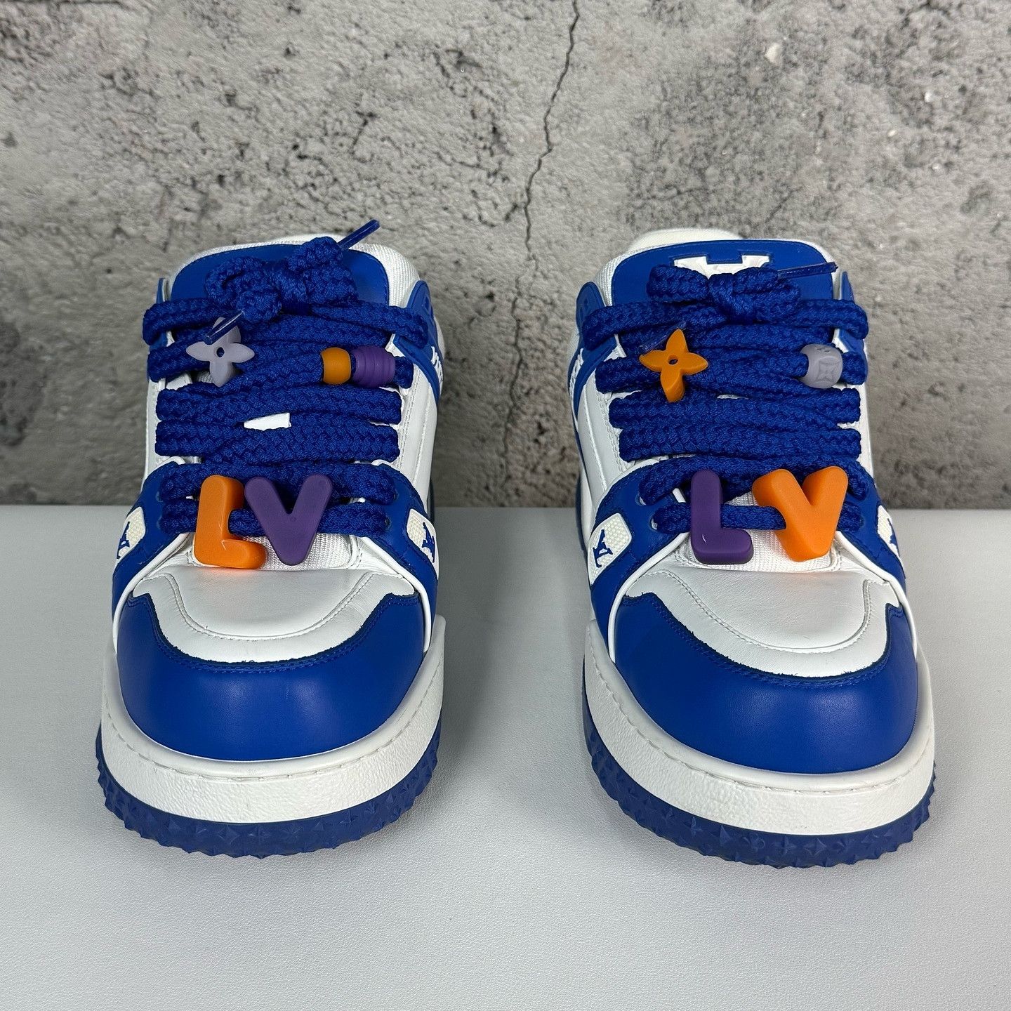 Louis Vuitton Louis Vuitton Trainer Maxi Sneakers Size 9 Size US 9 / EU 42 - 2 Thumbnail