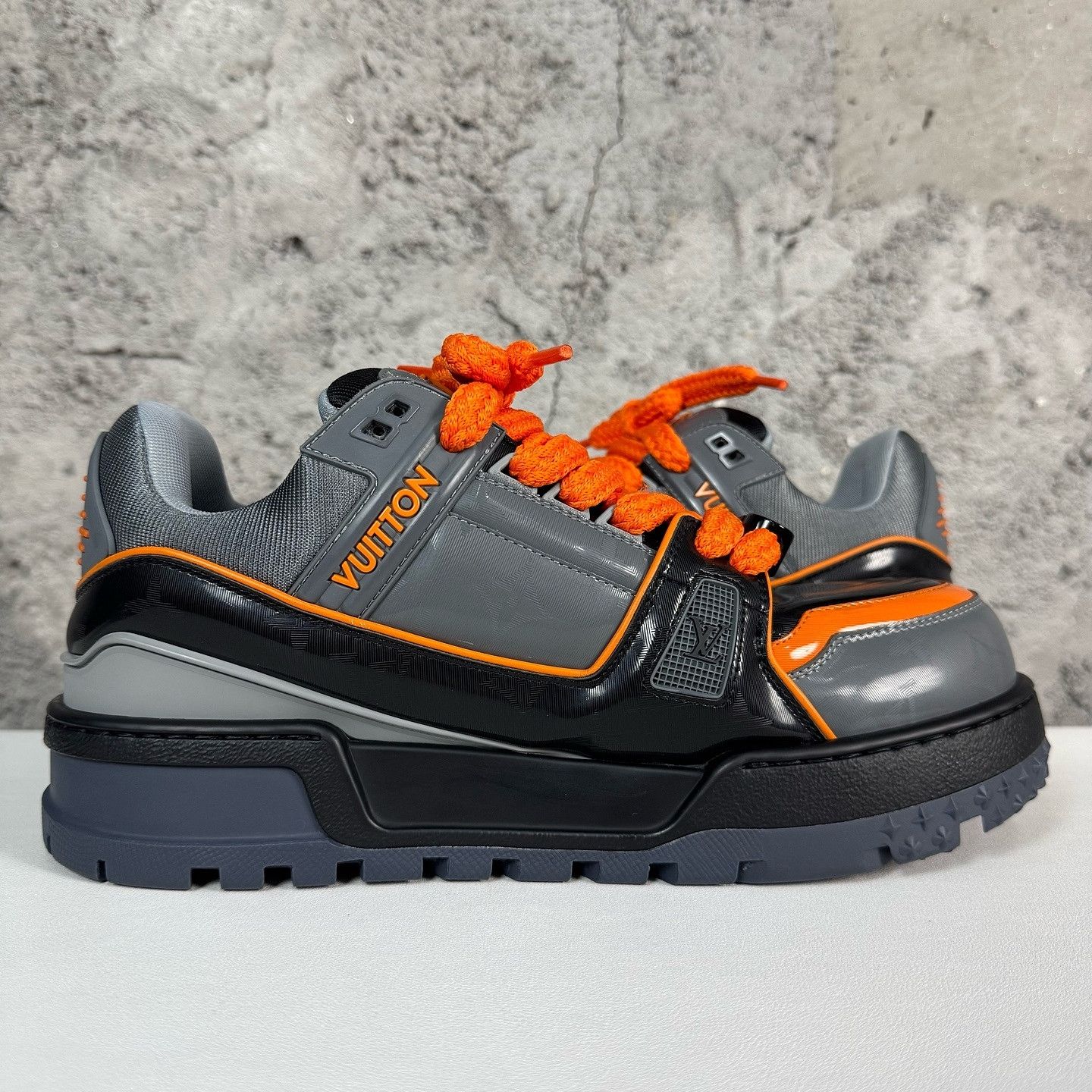 Louis Vuitton Louis Vuitton Trainer Maxi Sneakers Size 9 Size US 9 / EU 42 - 8 Thumbnail