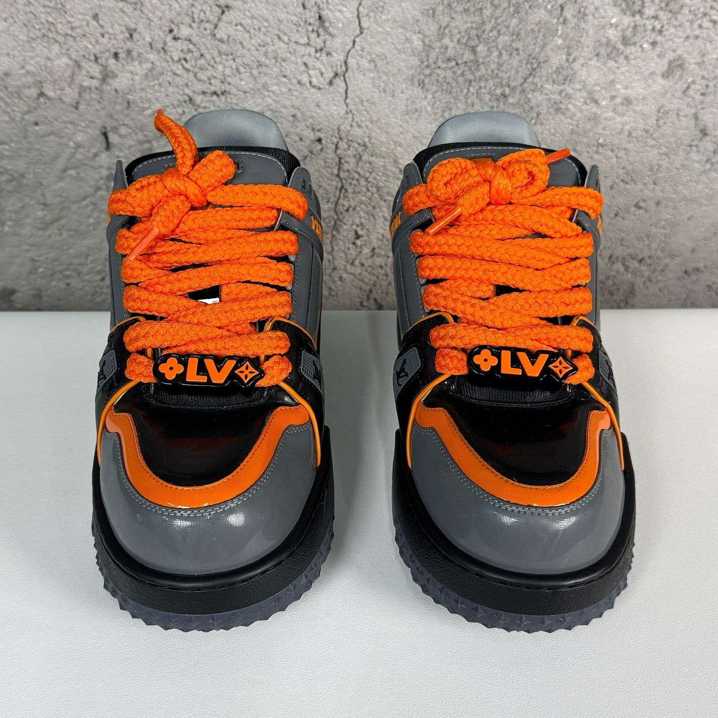 Louis Vuitton Louis Vuitton Trainer Maxi Sneakers Size 9 Size US 9 / EU 42 - 2 Thumbnail