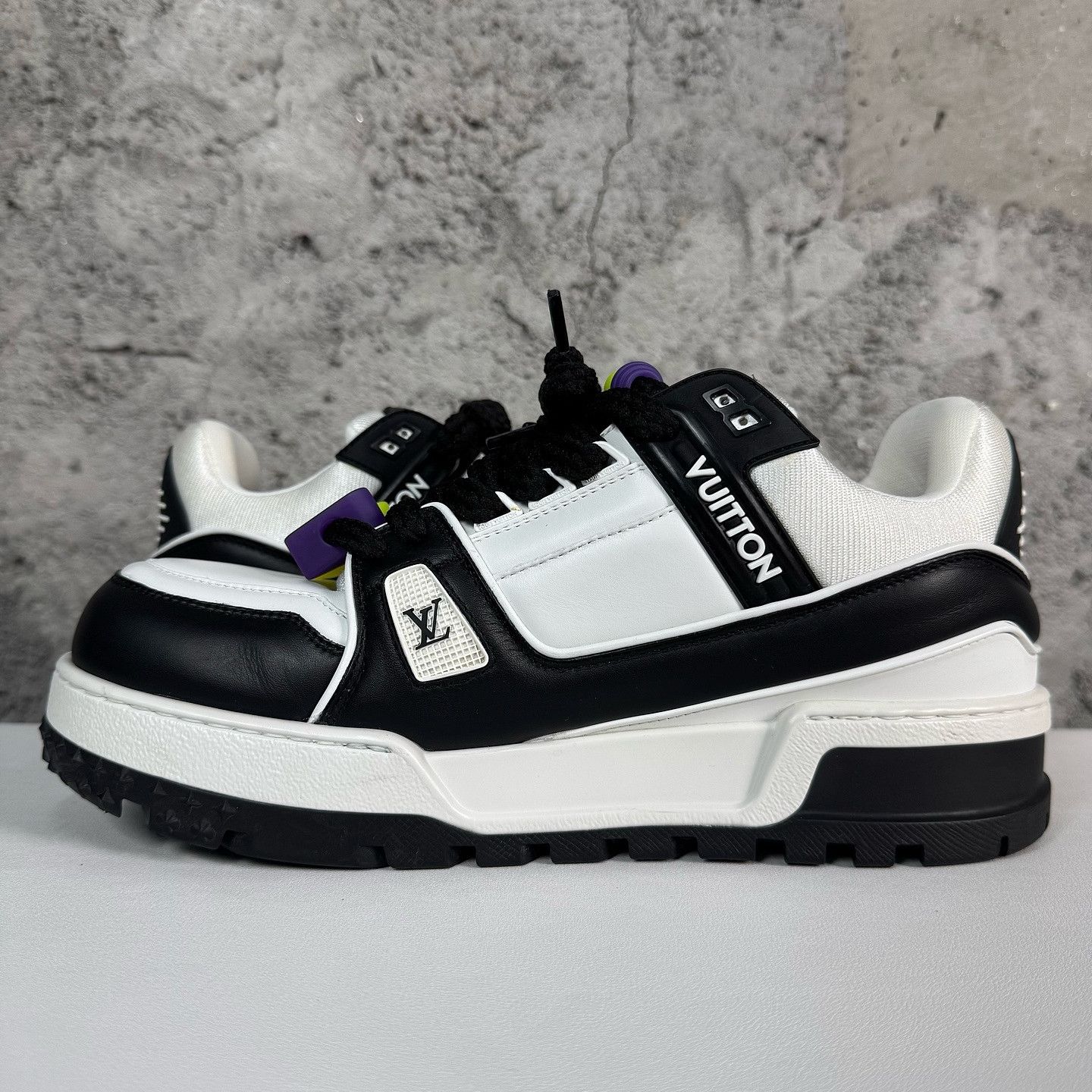 Louis Vuitton Louis Vuitton Trainer Maxi Sneakers Size 9 Size US 9 / EU 42 - 9 Thumbnail