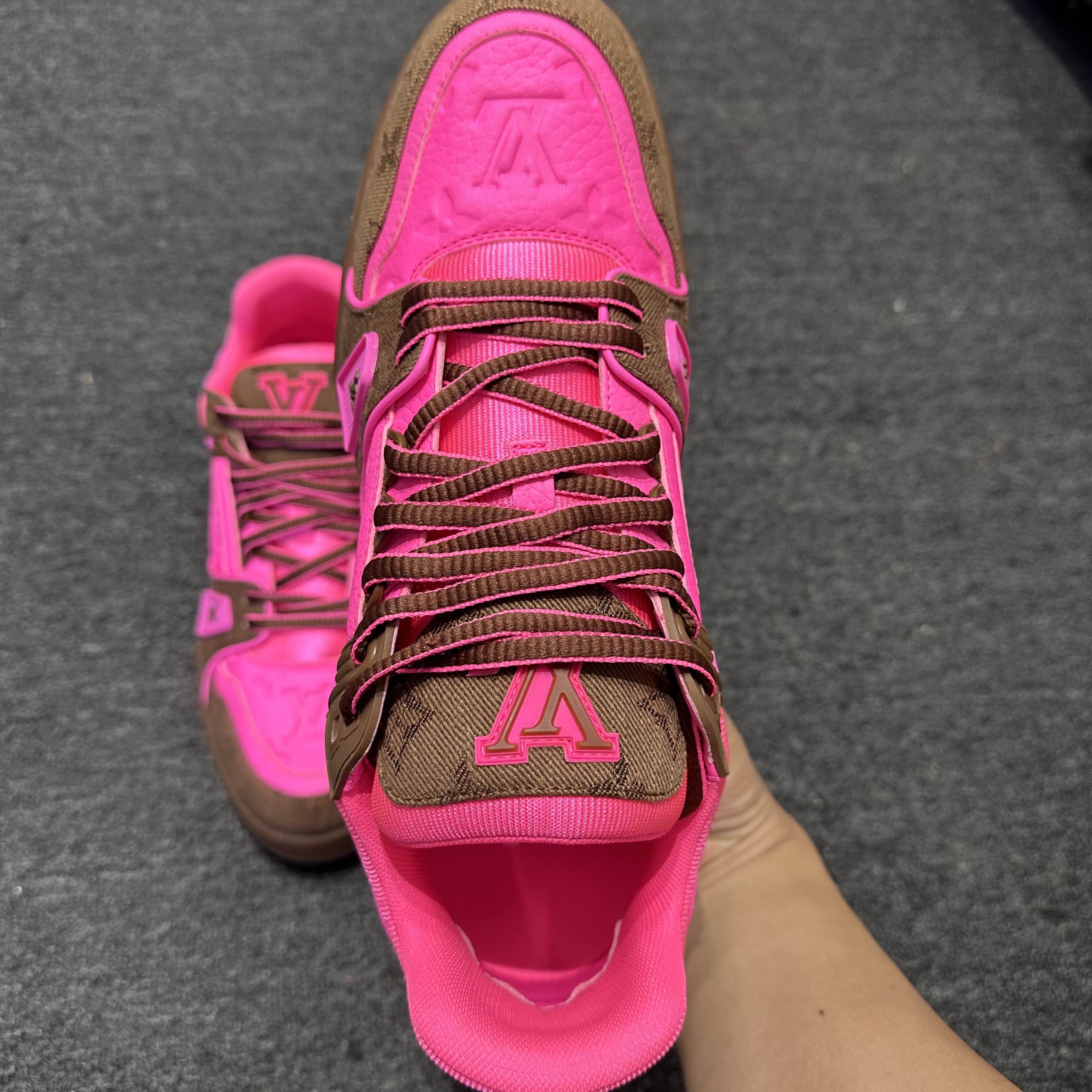 Louis Vuitton Louis Vuitton Trainer Low-Top Sneakers Size 10 Size US 10 / EU 43 - 15 Thumbnail