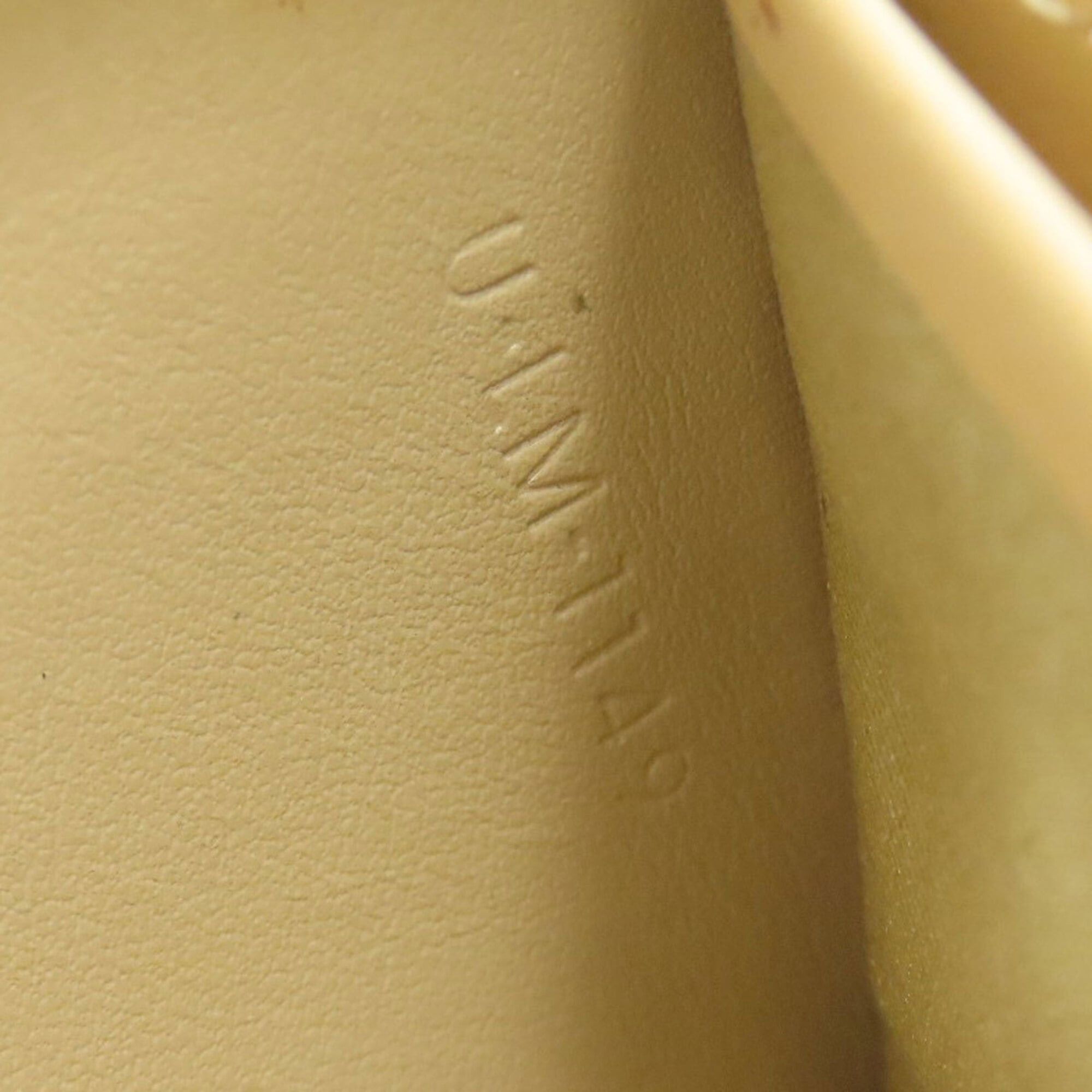 Celine Celine Round Zipper Quilted Leather Long Wallet for Women Size ONE SIZE - 7 Thumbnail