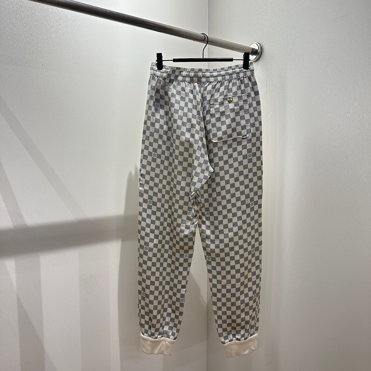 Louis Vuitton Louis Vuitton Damier Pattern Joggers Size 34 Size 24" / US 00 / IT 34 - 2 Thumbnail