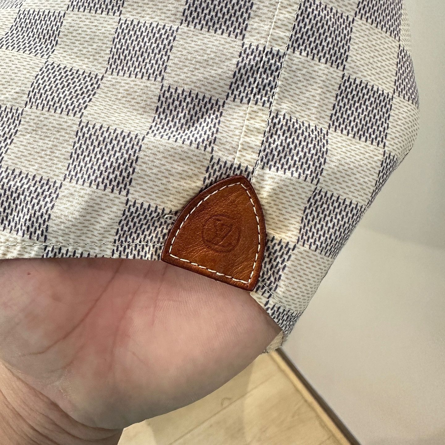 Louis Vuitton Louis Vuitton Damier Check Button Up Size 34 Size XS / US 0-2 / IT 36-38 - 7 Thumbnail