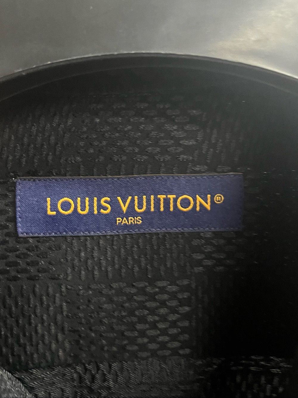 Louis Vuitton Louis Vuitton Damier Jacquard Silk Shirt Size M Size US M / EU 48-50 / 2 - 5 Thumbnail