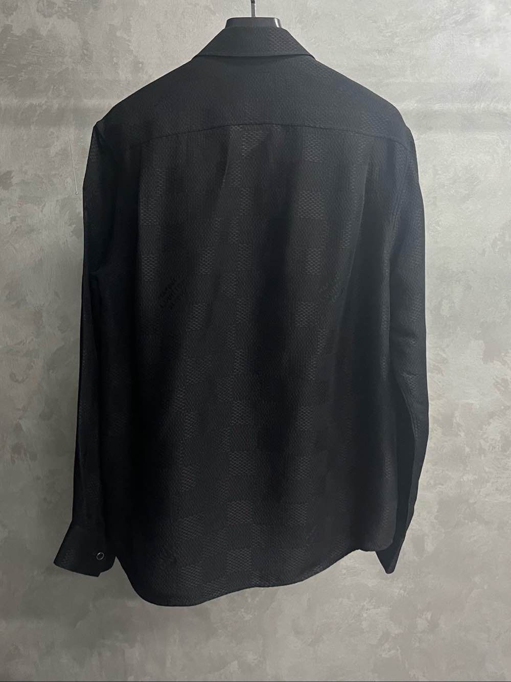 Louis Vuitton Louis Vuitton Damier Jacquard Silk Shirt Size M Size US M / EU 48-50 / 2 - 2 Thumbnail