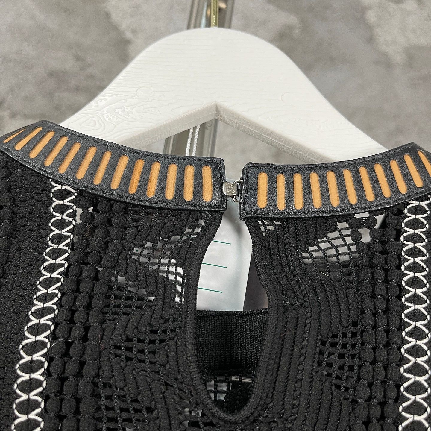 Louis Vuitton Louis Vuitton Open Knit Top Size S Size S / US 4 / IT 40 - 7 Thumbnail
