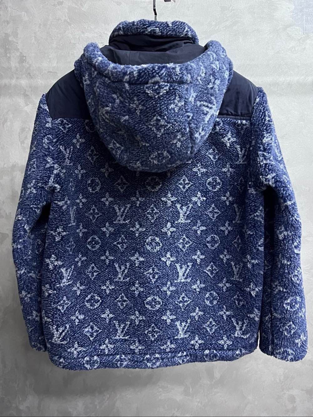 Louis Vuitton Louis Vuitton Monogram Fleece Zip Jacket Size 38 Size S / US 4 / IT 40 - 2 Thumbnail