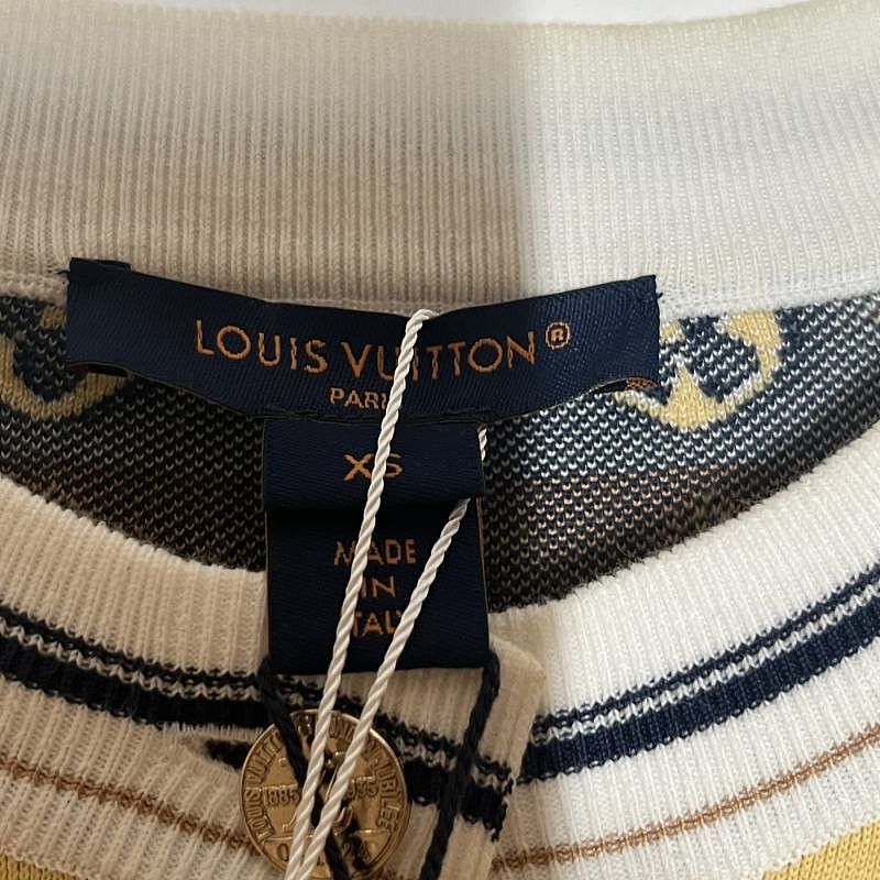 Louis Vuitton Louis Vuitton Monogram Cardigan Size XS Size XS / US 0-2 / IT 36-38 - 3 Thumbnail