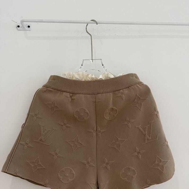 Louis Vuitton Louis Vuitton Monogram Shorts Size S Size 26" / US 2 / IT 38 - 2 Thumbnail