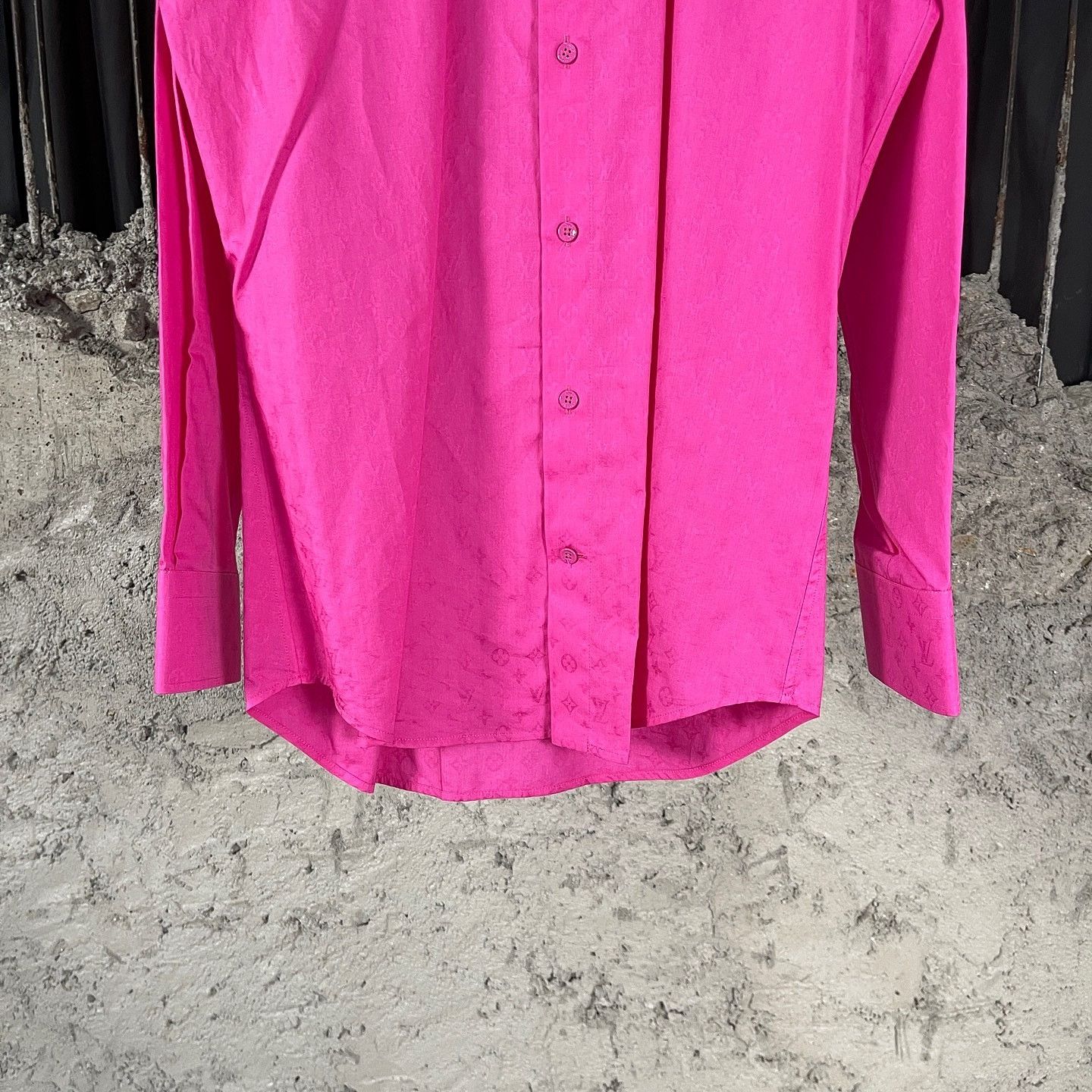 Louis Vuitton Louis Vuitton Monogram Pink Shirt Size XS Size US XS / EU 42 / 0 - 6 Thumbnail