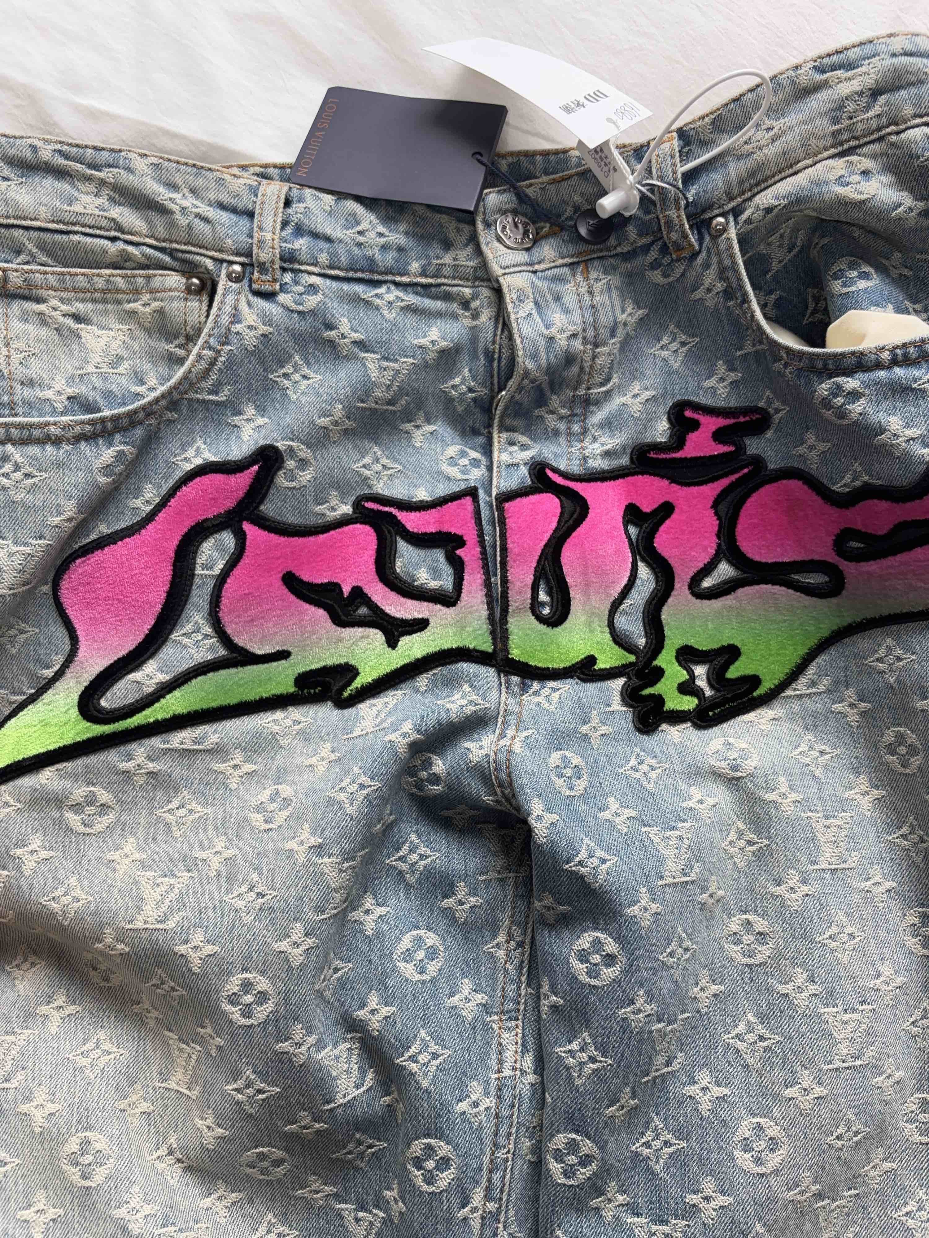 Louis Vuitton Louis Vuitton Monogram Graffiti Denim Jeans Size 34 Size US 34 / EU 50 - 6 Thumbnail