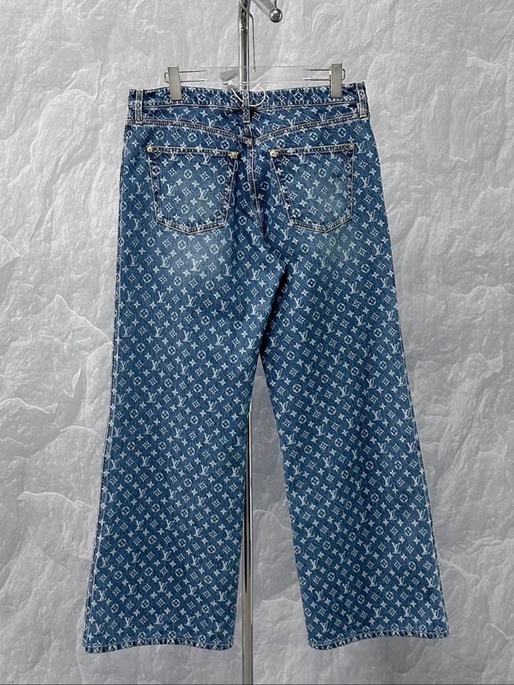 Louis Vuitton Louis Vuitton Monogram Jeans Size 44 Size 30" / US 8 / IT 44 - 2 Thumbnail